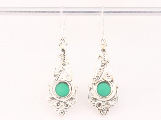 Lange opengewerkte zilveren oorbellen met groene onyx afbeelding 2