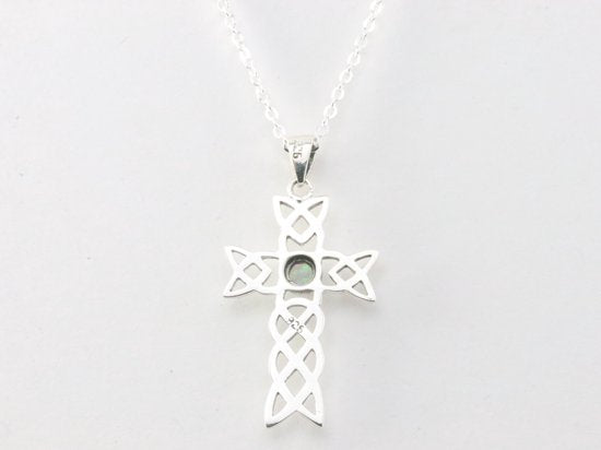Opengewerkte zilveren kruishanger met Australische opaal aan ketting afbeelding 3