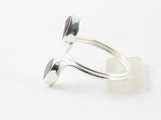 Fijne zilveren ring met amethist afbeelding 2