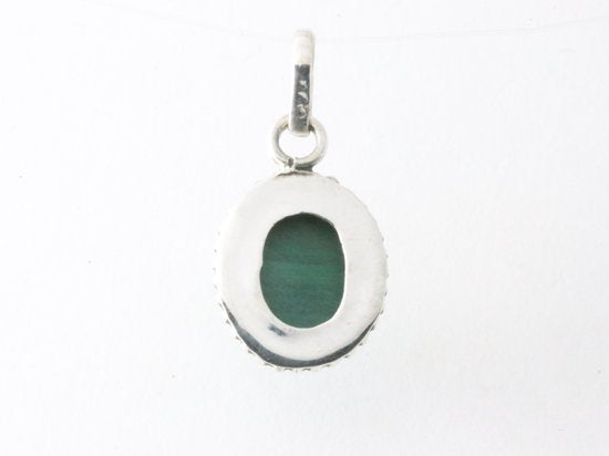 Fijne bewerkte ovale zilveren hanger met malachiet afbeelding 3