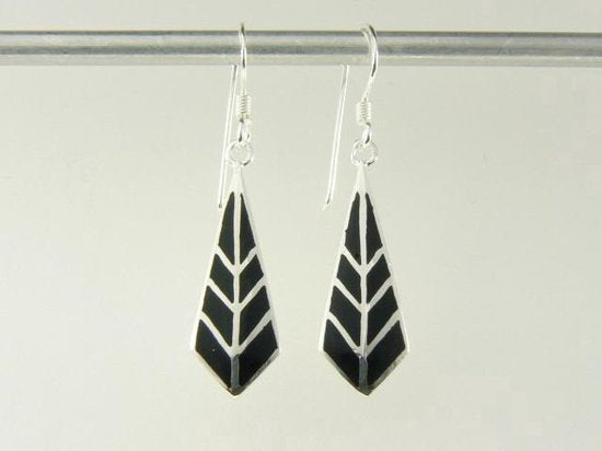 Zilveren oorbellen met onyx afbeelding 4