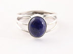 Opengewerkte zilveren ring met lapis lazuli afbeelding 4