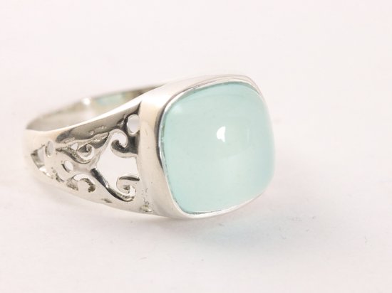 Fijne opengewerkte zilveren ring met aqua chalcedoon afbeelding 1