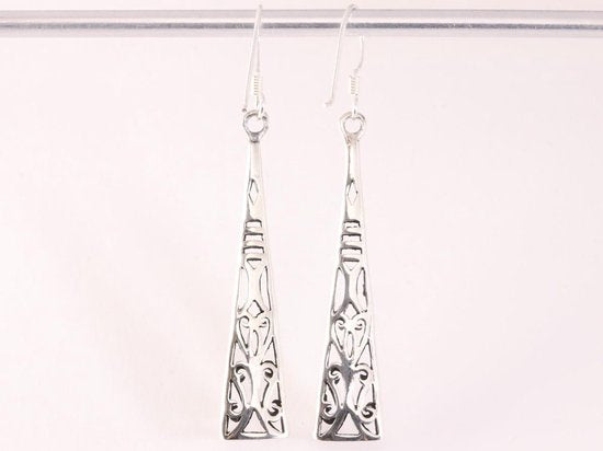 Lange opengewerkte zilveren oorbellen afbeelding 3