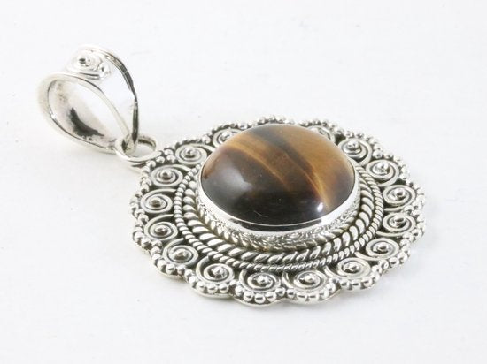 Ronde bewerkte zilveren hanger met tijgeroog afbeelding 2