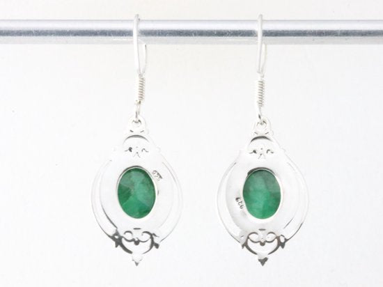 Bewerkte zilveren oorbellen met smaragd afbeelding 2