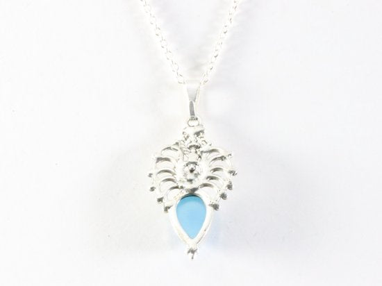 Fijne opengewerkte zilveren hanger met blauwe chalcedoon aan ketting afbeelding 3