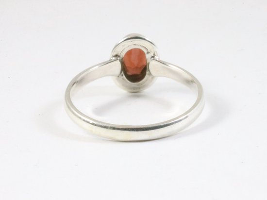 Fijne zilveren ring met granaat afbeelding 3