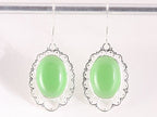 Opengewerkte zilveren oorbellen met groene opaal afbeelding 4