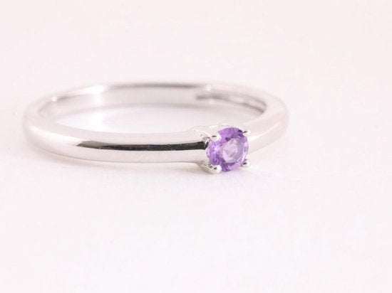 Fijne hoogglans zilveren ring met amethist afbeelding 1