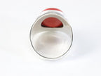 Bewerkte zilveren ring met rode koraal steen afbeelding 3