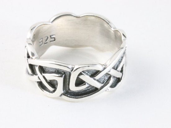 Zware zilveren ring met Keltische knoop afbeelding 2