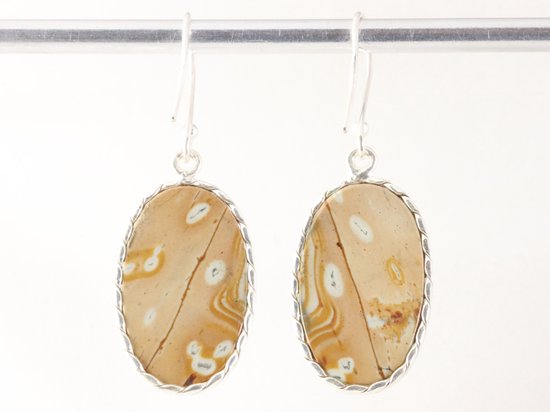 Bewerkte ovale zilveren oorbellen met gele slangen jaspis afbeelding 3