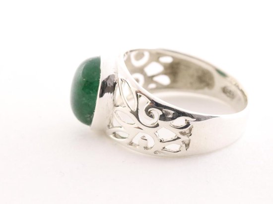 Opengewerkte zilveren ring met jade afbeelding 2