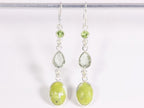 Lange zilveren oorbellen met lizardiet, groene amethist en peridoot afbeelding 4