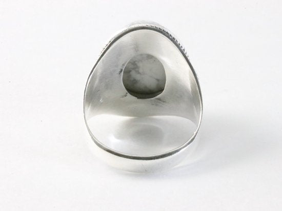 Bewerkte zilveren ring met howliet afbeelding 3