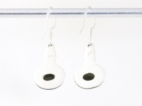 Bewerkte zilveren oorbellen met onyx afbeelding 3