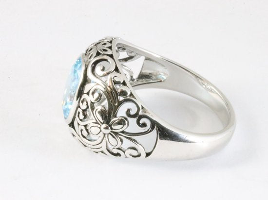 Opengewerkte zilveren ring met aquamarijn afbeelding 2