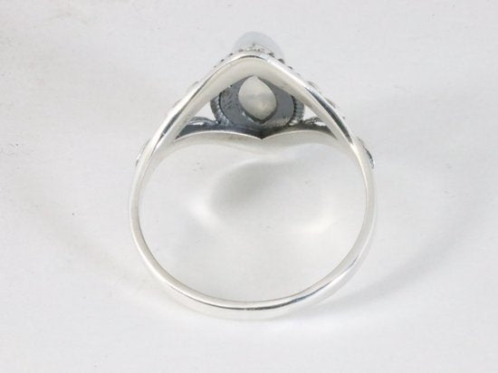 Fijne bewerkte zilveren ring met regenboog maansteen afbeelding 3