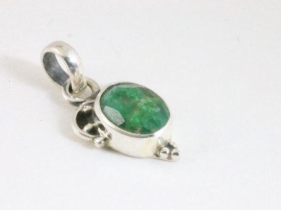 Fijne bewerkte zilveren hanger met smaragd afbeelding 2