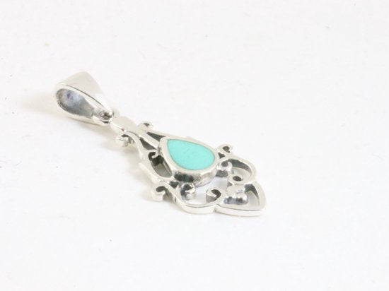 Fijne opengewerkte zilveren hanger met groene turkoois aan ketting afbeelding 2