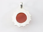 Ronde bewerkte zilveren hanger met carneool afbeelding 3