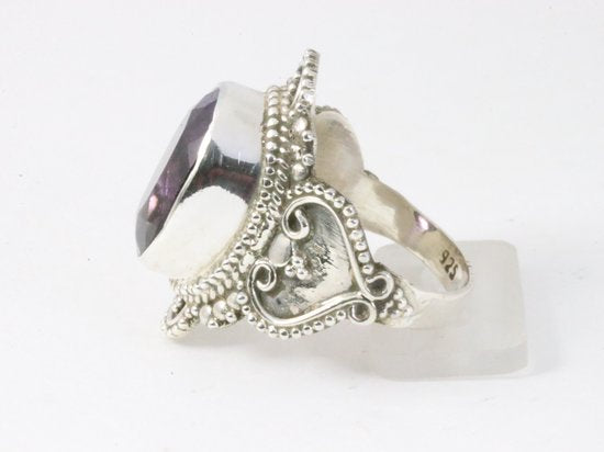 Bewerkte zilveren ring met amethist afbeelding 2