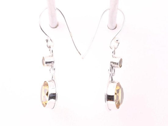 Opengewerkte zilveren oorbellen met citrien afbeelding 2