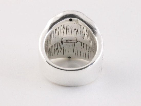 Bewerkte brede zilveren ring afbeelding 3