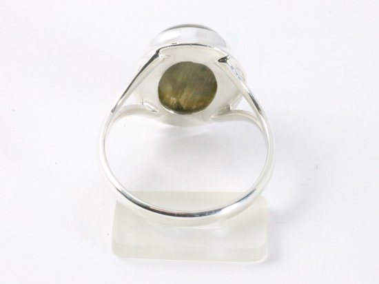 Hoogglans zilveren ring met labradoriet afbeelding 3