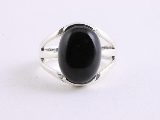 Opengewerkte zilveren ring met onyx afbeelding 4