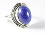 Bewerkte zilveren ring met lapis lazuli afbeelding 1
