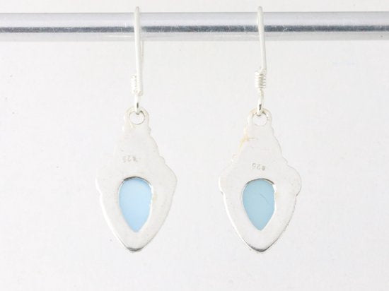 Fijne bewerkte zilveren oorbellen met blauwe chalcedoon afbeelding 3