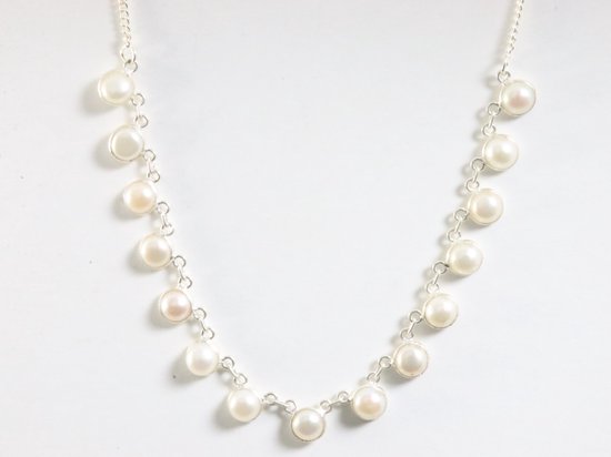 Zilveren schakel ketting met zoetwater parels afbeelding 3