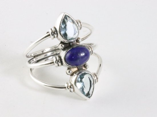 Langwerpige zilveren ring met lapis lazuli en blauwe topaas - maat 20 afbeelding 1