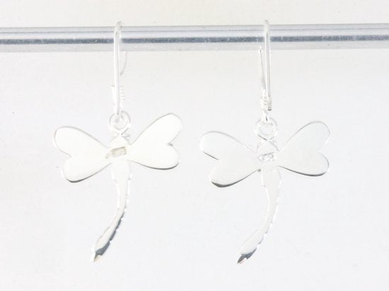 Zilveren libelle oorbellen met blauwe en roze parelmoer afbeelding 2