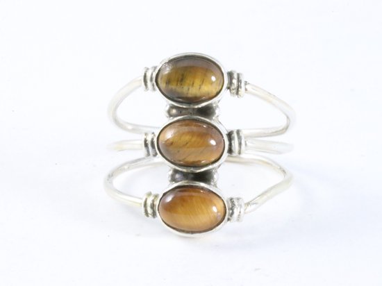 Opengewerkte zilveren ring met 3 tijgeroog stenen afbeelding 4