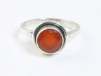 Fijne ronde zilveren ring met carneool afbeelding 4
