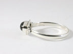 Fijne bewerkte zilveren ring met onyx afbeelding 2