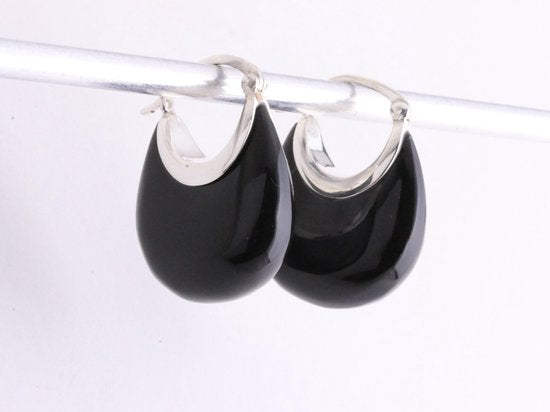 Fijne zilveren oorringen met onyx afbeelding 2
