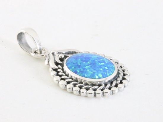 Bewerkte zilveren hanger met Australische opaal afbeelding 2