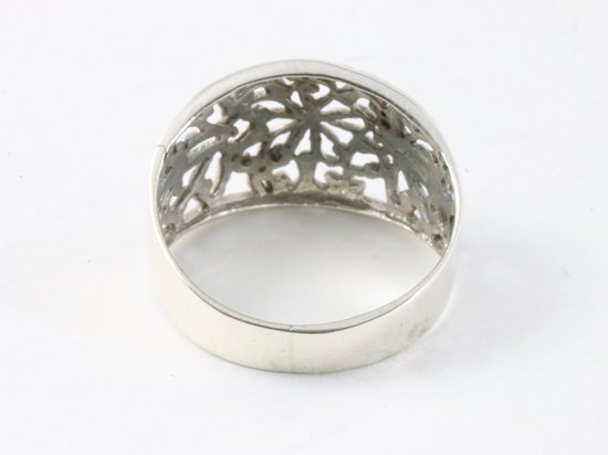 Opengewerkte zilveren ring afbeelding 3