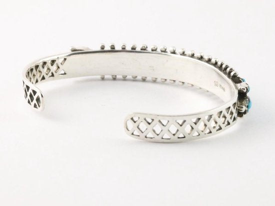 Opengewerkte zilveren klemarmband met blauwe turkoois afbeelding 2