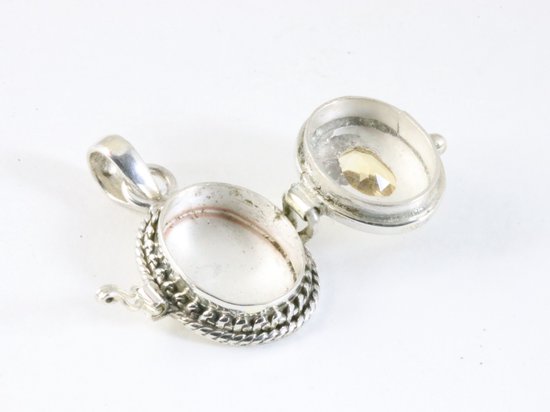 Traditioneel bewerkt zilveren medaillon met citrien afbeelding 5