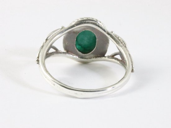 Opengewerkte zilveren ring met smaragd afbeelding 3