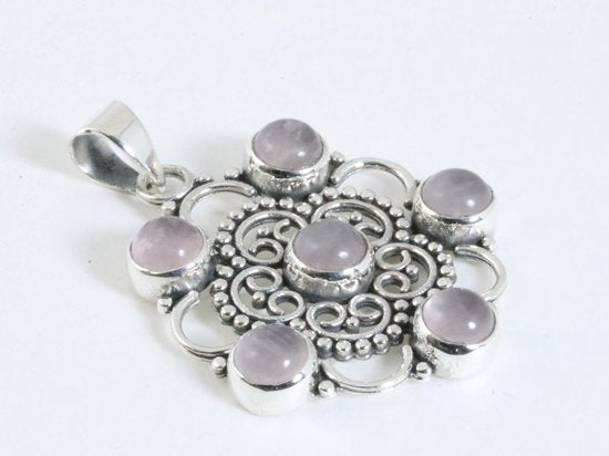 Opengewerkte zilveren hanger met rozenkwarts afbeelding 2