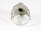 Bewerkte zilveren ring met onyx afbeelding 3