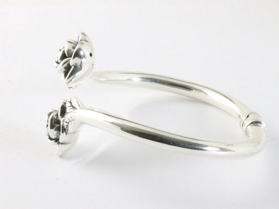 Hoogglans zilveren klemarmband met rozen afbeelding 2