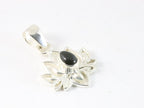 Fijne zilveren lotus hanger met onyx aan ketting afbeelding 2