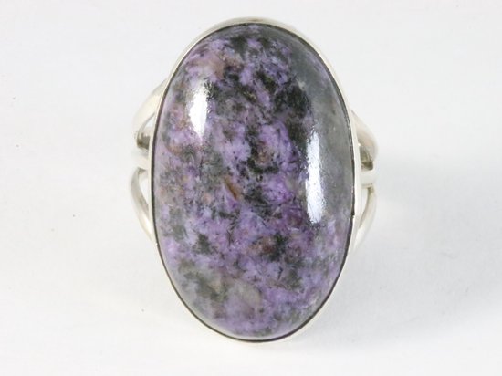 Grote ovale zilveren ring met paarse purpuriet afbeelding 4